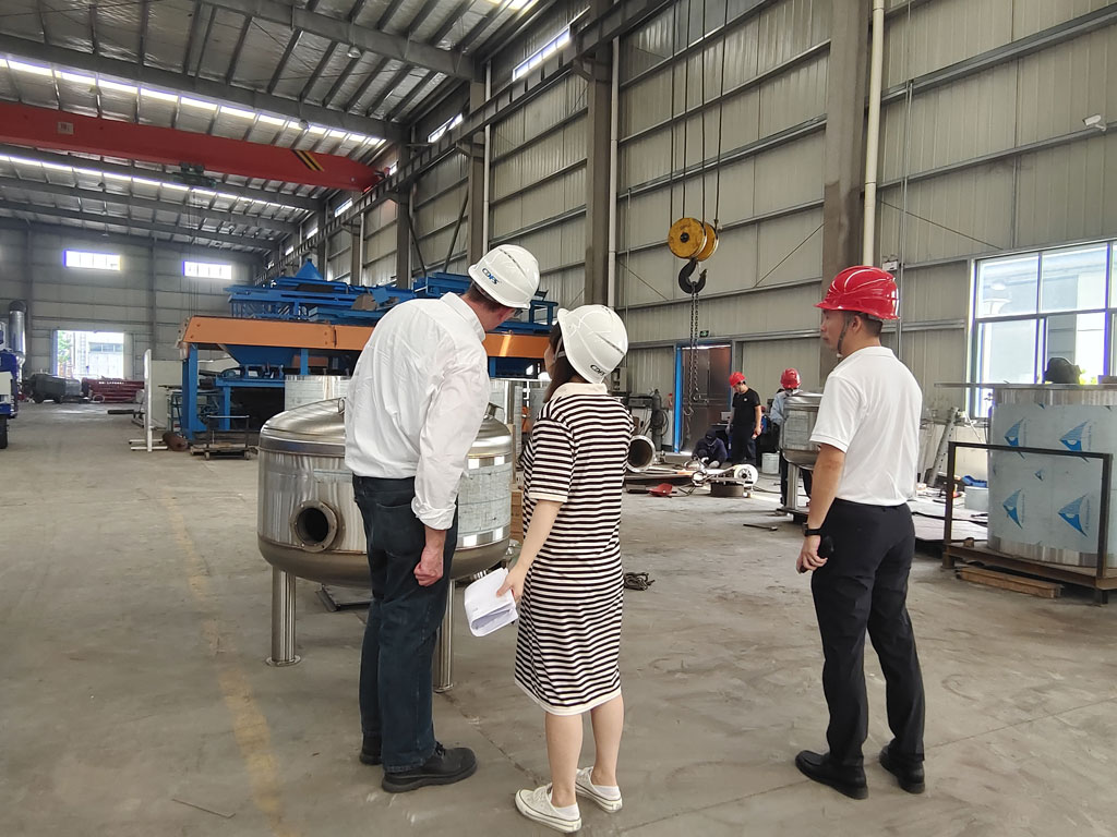 國外客戶(hù)來(lái)訪(fǎng)多靈